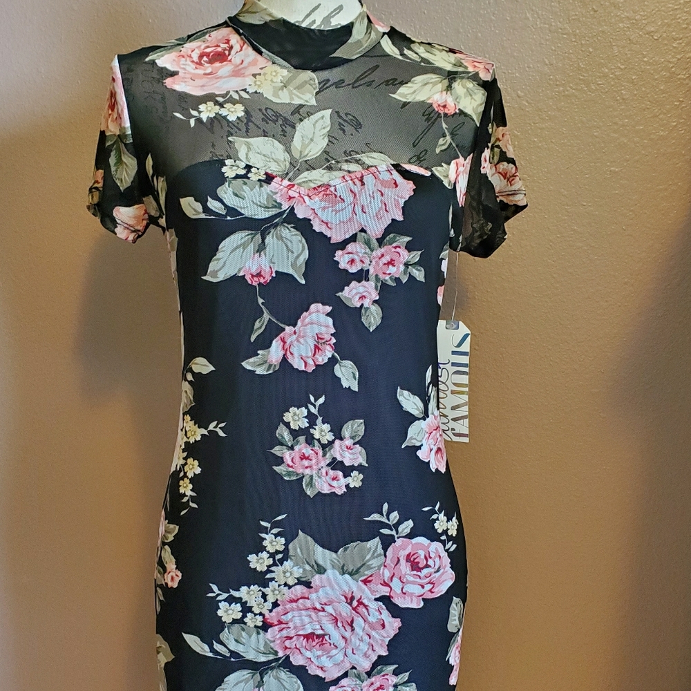 *NWT* Floral Mesh mock top bodycon dress.